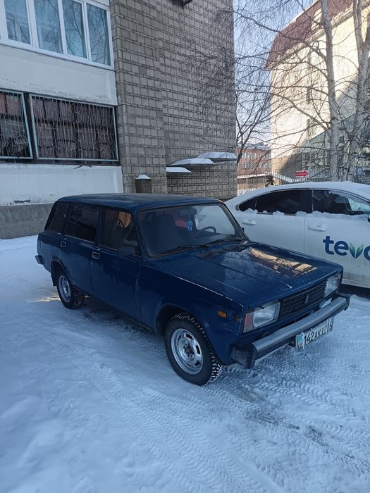 Автомобиль ваз-2104