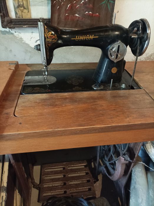 Dezghețător geamuri auto - Mașină de cusut  UNION