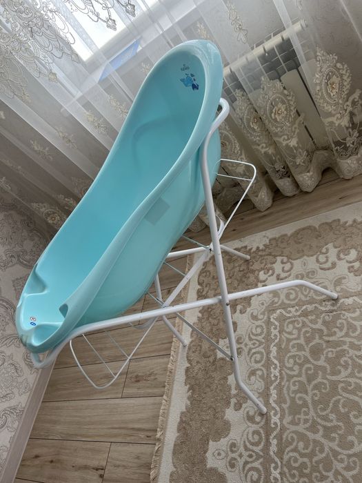 Продам ванночку и подставку