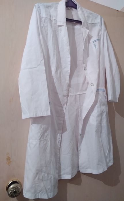 Халат медицинский сатылады
