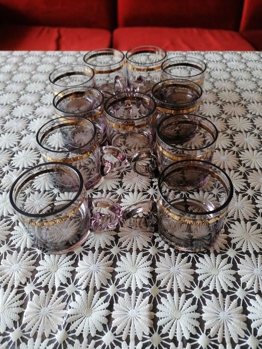 Стъклени чаши комплект
