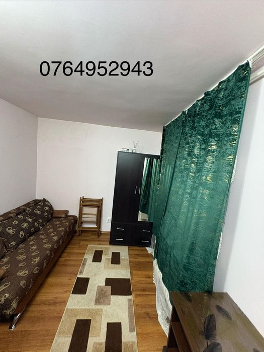 Închiriez garsoniera