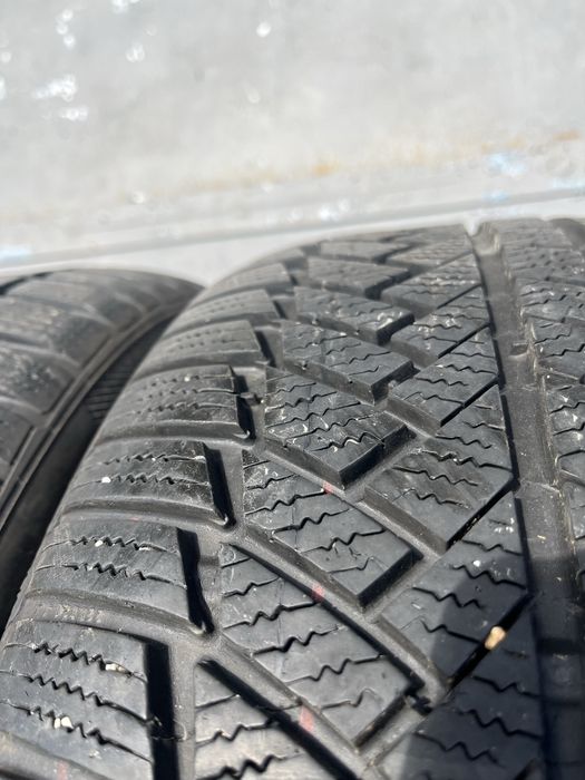 4 бр. зимни гуми 215/55/17 Continental 6+ mm DOT 3216