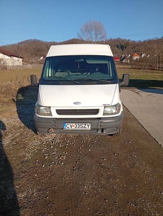 Vând Ford transit