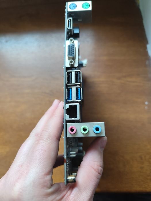 Продам комплект h110+i3 6100