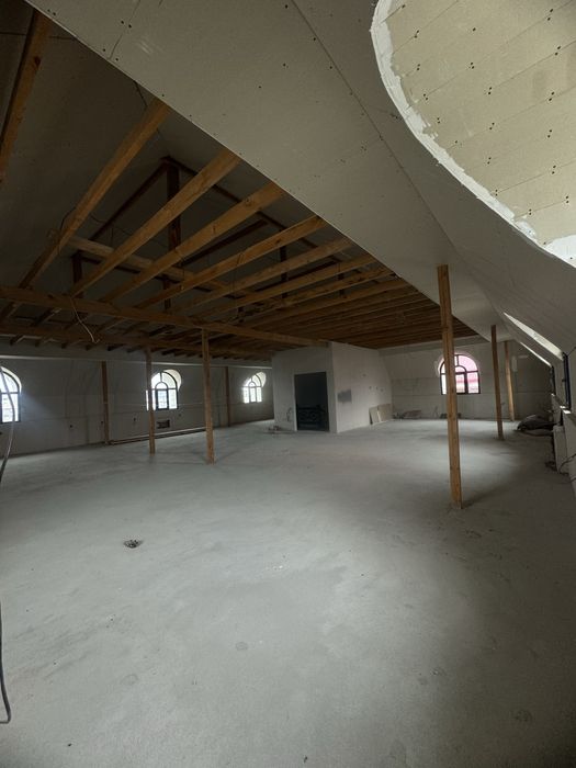 Sotiladi: 5 qavatli bino