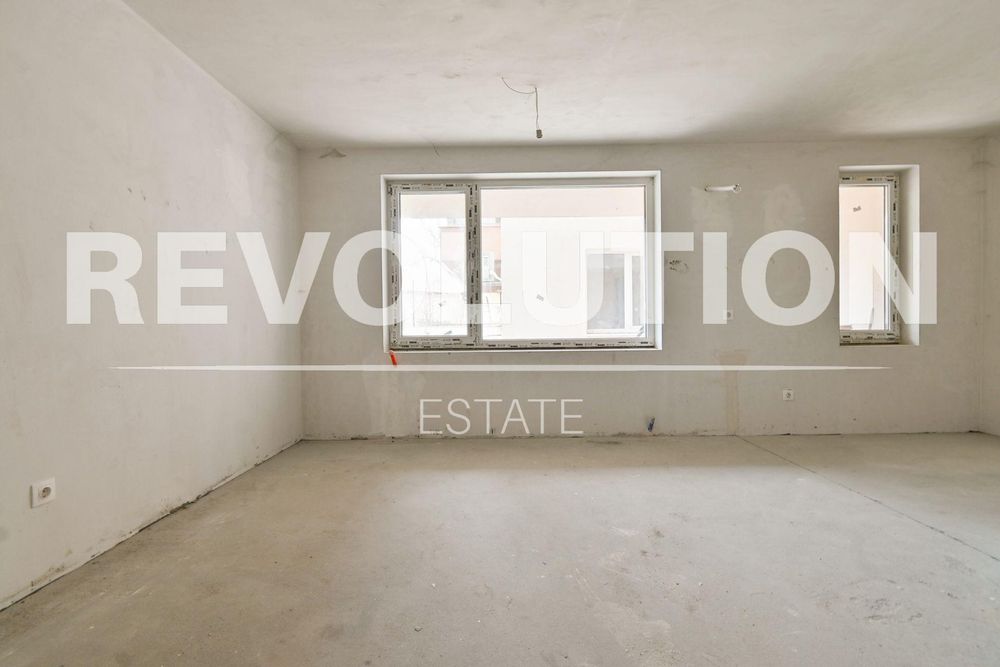 Продава се Тристаен апартамент в София, Триъгълника - 113 кв.м за 1106 €/кв.м - Снимка #1