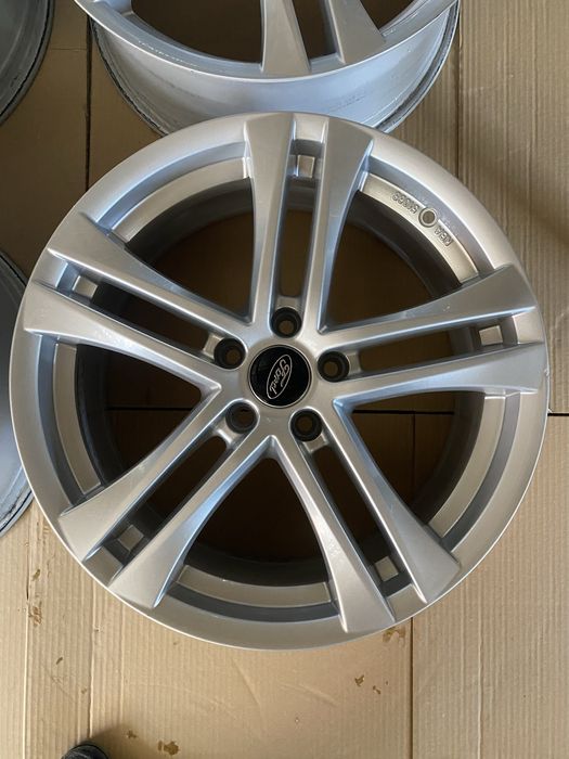18 цола 5 х 108 мм Волво , Форд Куга Volvo XC 60 , XC 70 , Ford Kuga