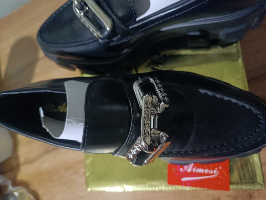 Новый Туфли Новый