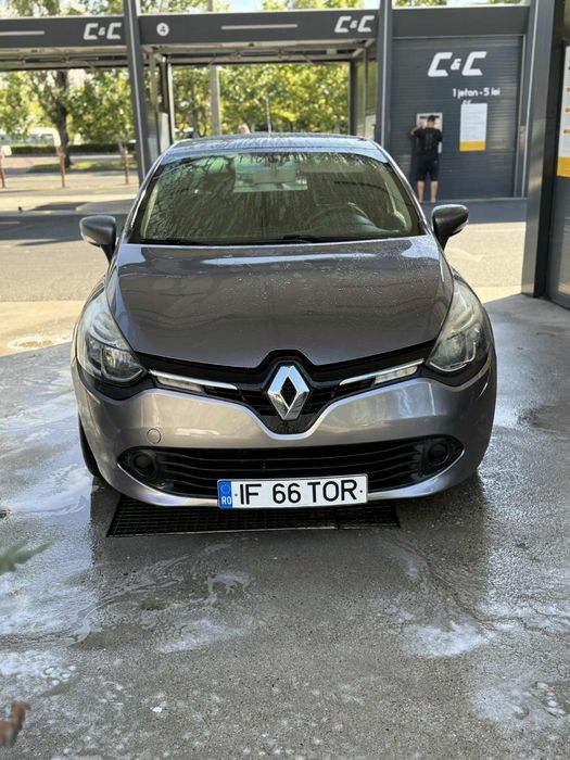Se vinde renault clio 2012