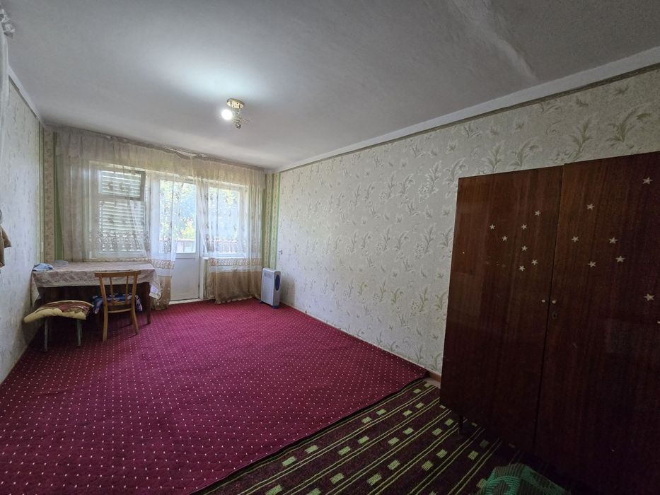 Zudlik bilan frunze massif da humo klinika yonida 1 xonali kvartira so