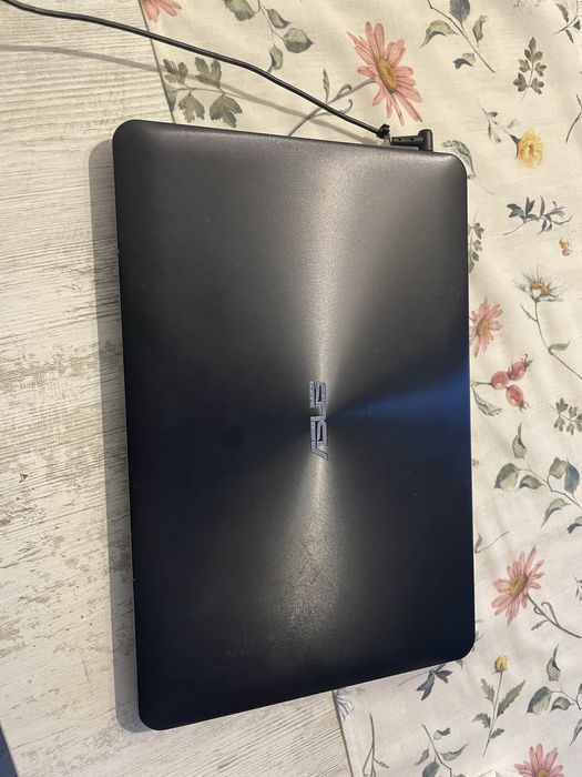 Vand Laptop Asus