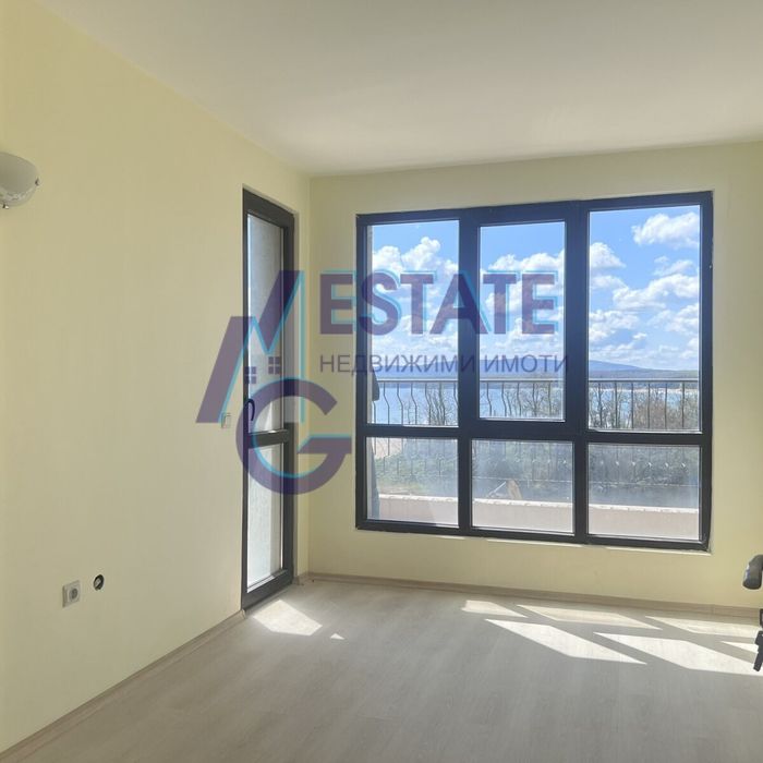 Продава се Двустаен апартамент в Приморско - 66 кв.м за 1043 €/кв.м - Снимка #6