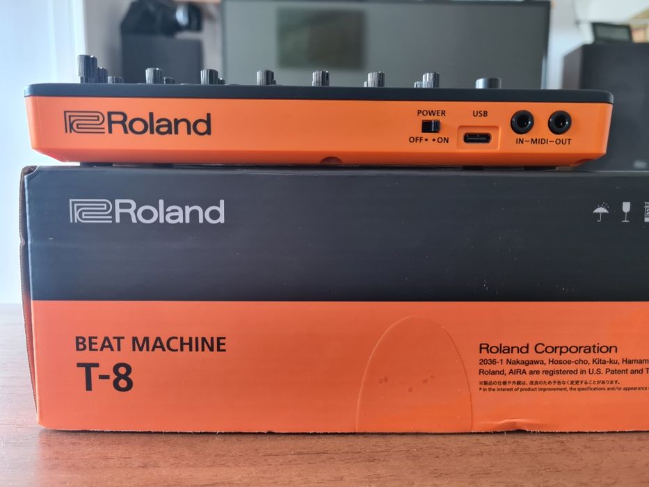 Roland t-8 beat machine