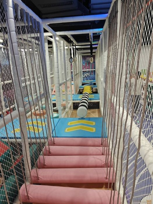 Проектиране и изработка на вътрешни и външни детски кътове.