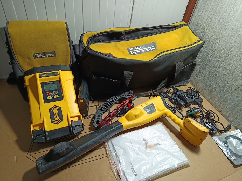 Localizator de utilitati Detector conducte țevi gaz apa și cabluri ele