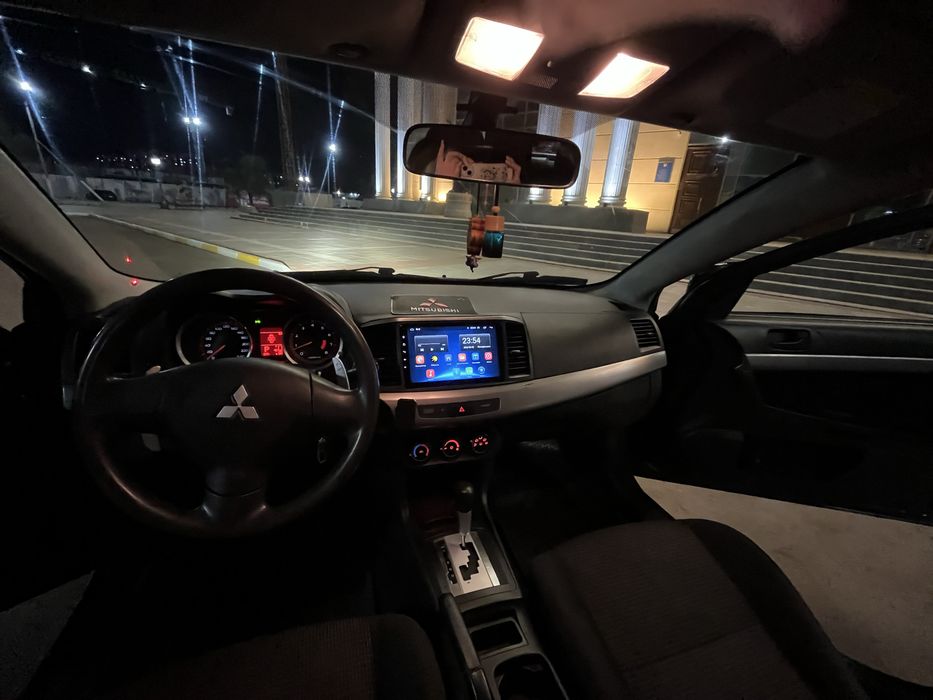 Mitsubishi Lancer