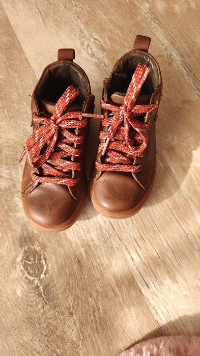 Ghetute pt copii de toamna, Camper 25