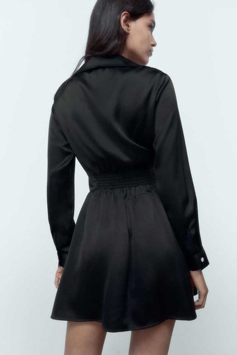 Сатенена рокля с копчета с камъчета Zara, XS