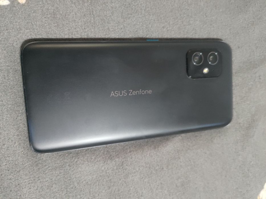 Asus ZenFone 8. 256/8 GB