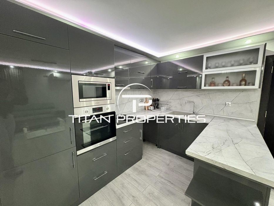 Дава се под наем Тристаен апартамент в Бургас, Славейков - 90 кв.м за 1020 € - Снимка #2