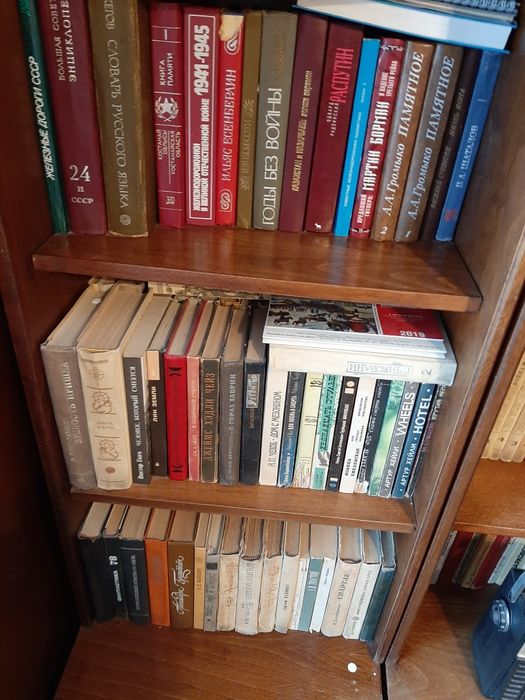 Продам книги разных жанров