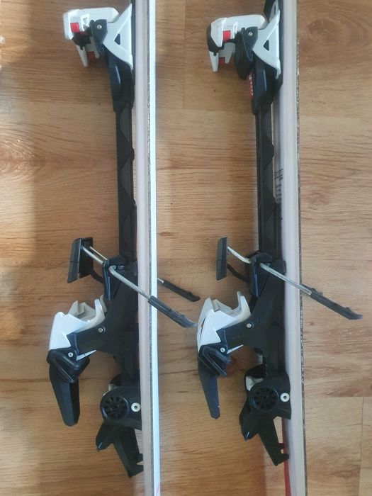 Туринг ски с автомати и колани