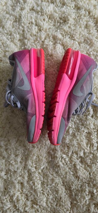 Adidasi Nike AirMax