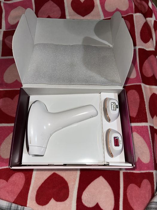 Фотоепилатор Philips Lumea