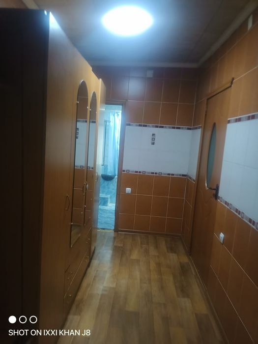 Продаю дом 4 комнаты полуподвальный