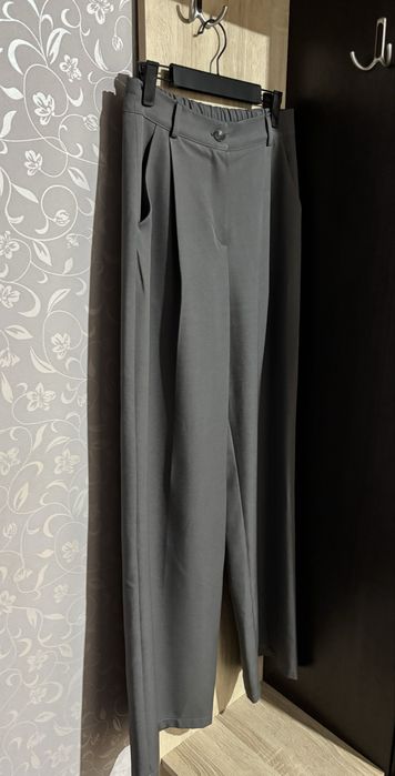 Продам женскую одежду