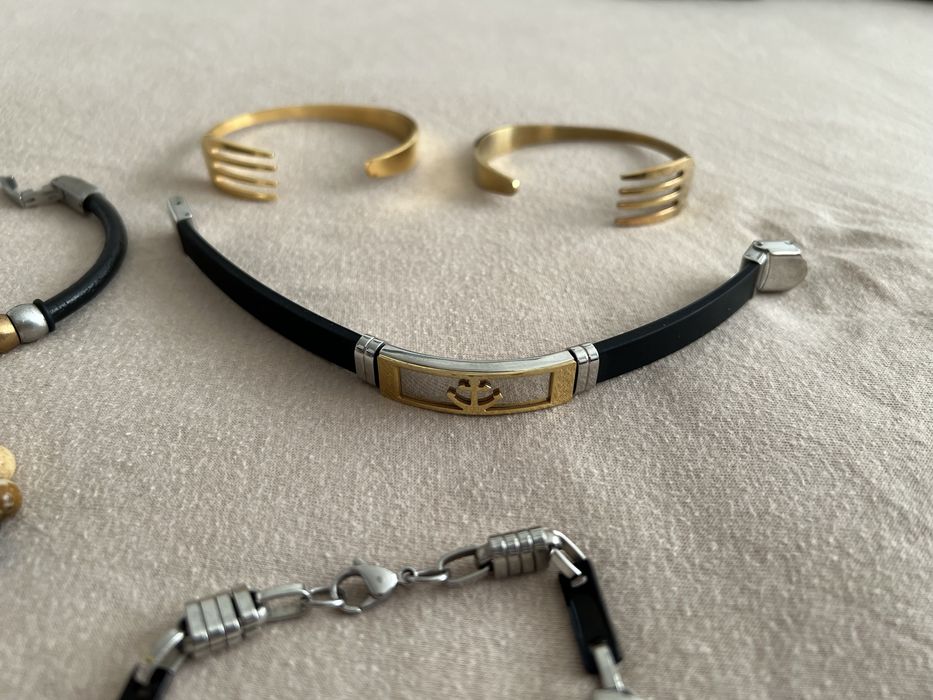 Мъжки гривни/аксесоари