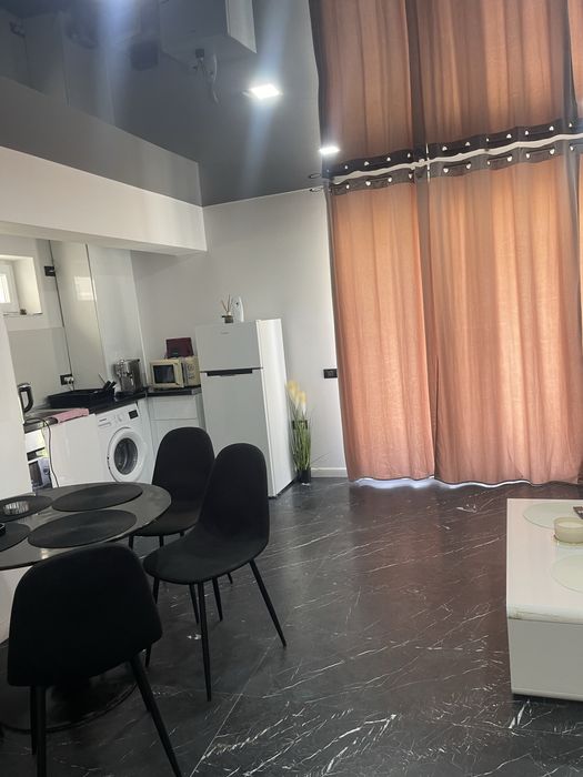 Inchiriez apartament Mamaia -Nord
