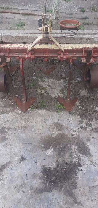 Продавам  култиватор.
