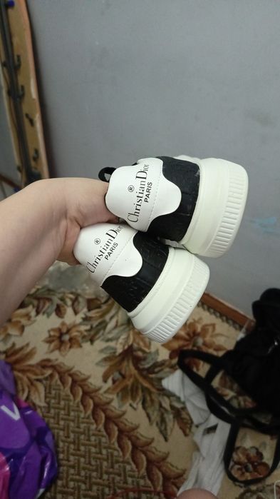 Женская обувь  продам