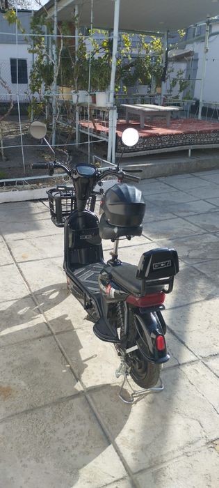 Продам электро самокат