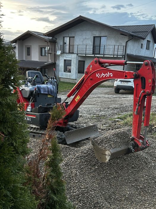 Inchiriez Miniexcavator 1.5t Bobcat incarcator frontal stivuitor