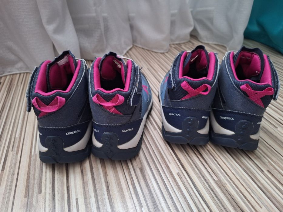 Ghete Decathlòn mărime 33.