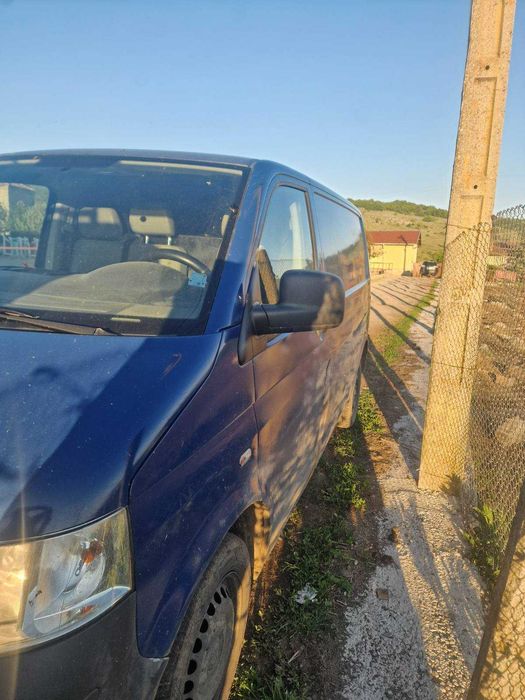VW T5 1.9TDI 2008 година