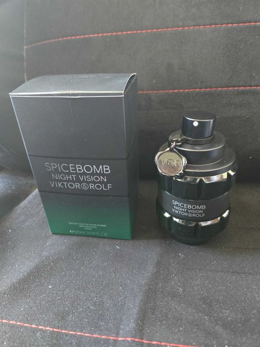 Viktor & Rolf Spicebomb Night Vision EDT 90мл