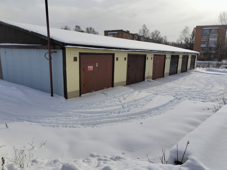 Продам большой гараж.