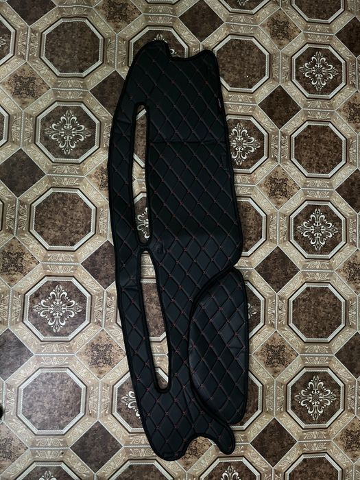 Накидка на панель Приора 1