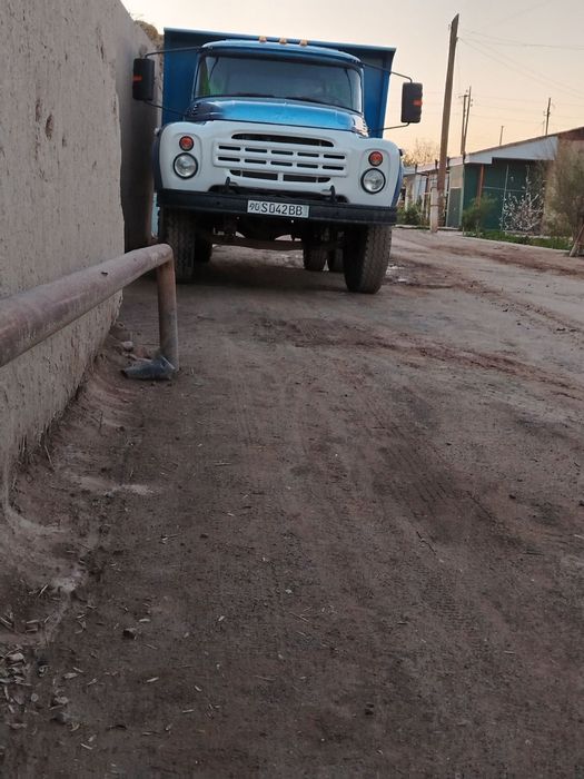 Zil sotiladi 1990-yil