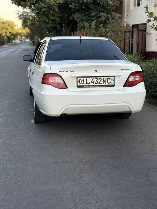 Nexia neksya 2 dons avtomat 1.6 sotiladi yoki arenda xolati zo'r