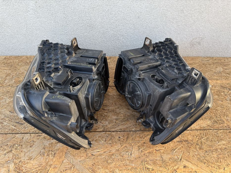 SET Far stanga dreapta BMW X3 X4 F25 F26 Facelift LCI Xenon + LED