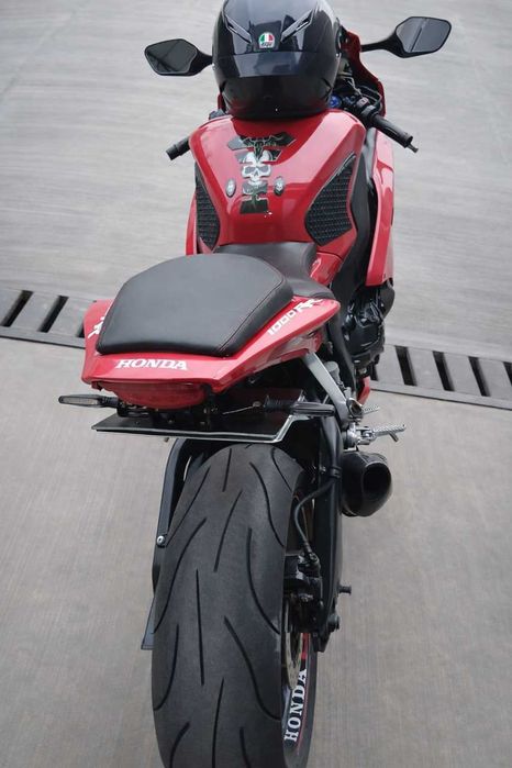 Мотоцикл Honda CBR1000RR Fireblade