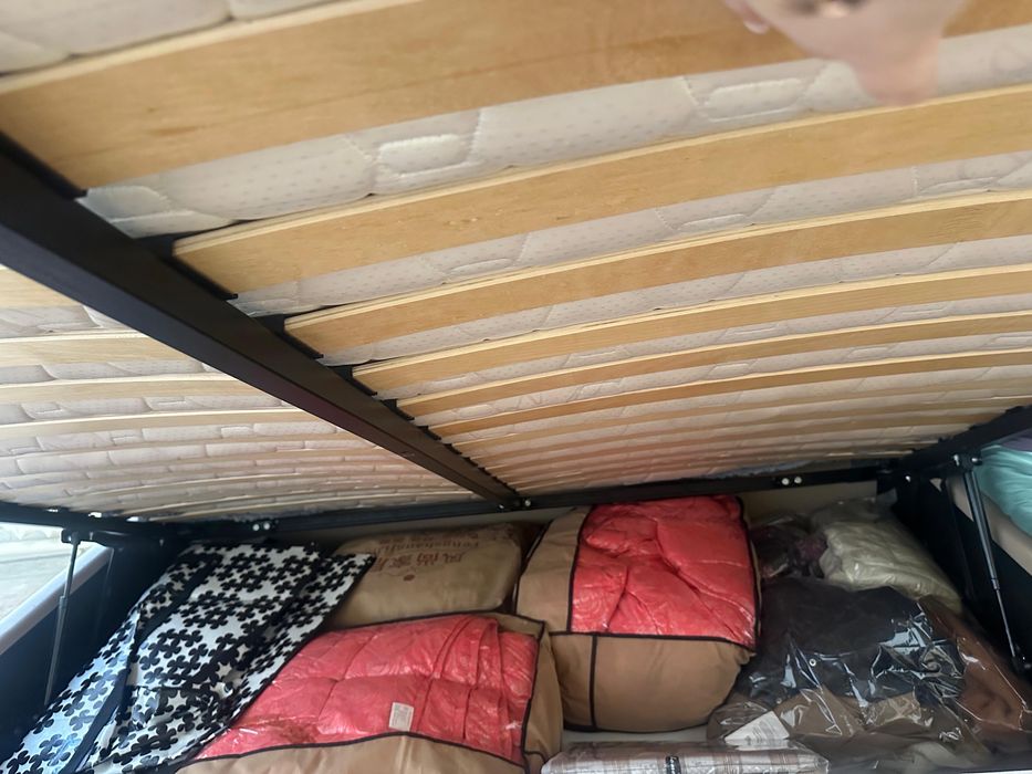 Продам кровать в отличном состоянии