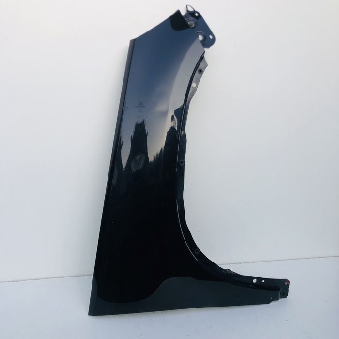 Aripa dr fata vw Tiguan cod de culoare LC9X