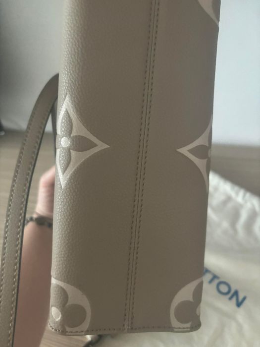 Geanta Louis Vuitton