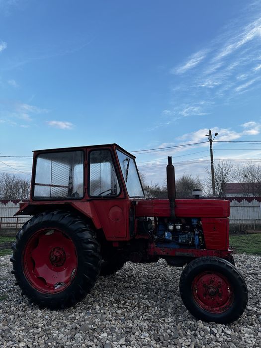 Tractor 650         .